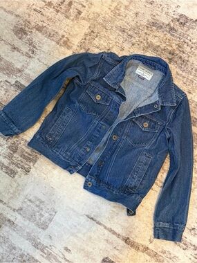 WRANGLER BOYS' PREWASHED HEAVYWEIGHT
BROKEN TWILL DENIM JACKET
